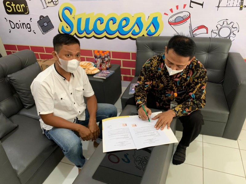 Foto MoU SMK Muhammadiyah 3 Tangerang Selatan dengan PT CIMKO Media Grup